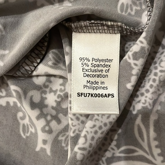 Magnolia Grace Reeny Embellished Split Neck Sleeveless Top Size 3X - Picture 5 of 5